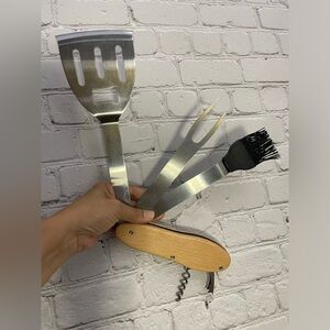 Home for Father’s Day Modern Expressions Barbecue Grill 5 In 1 Tool Utensils Set